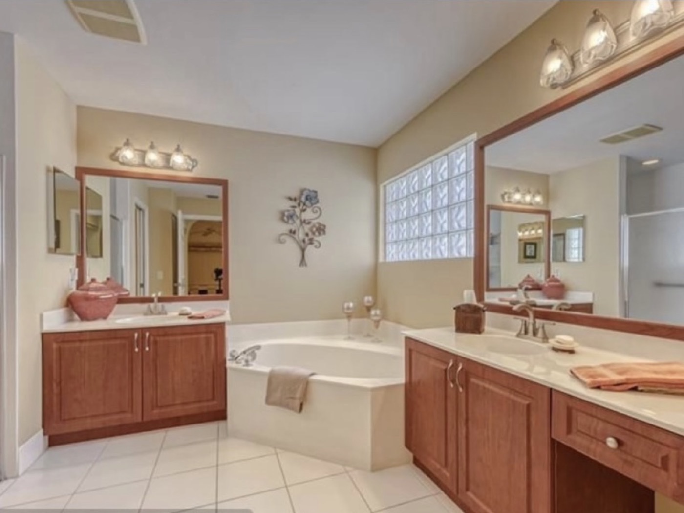 Bathroom before interior update